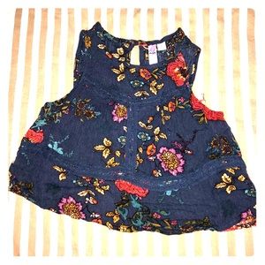 Floral cropped tank
